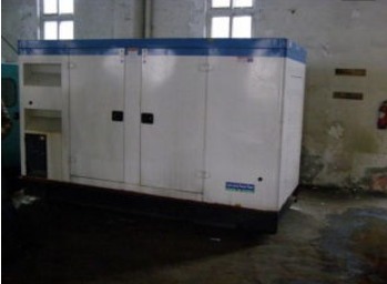 阿城康明斯150kw大型柴油二手发电机组